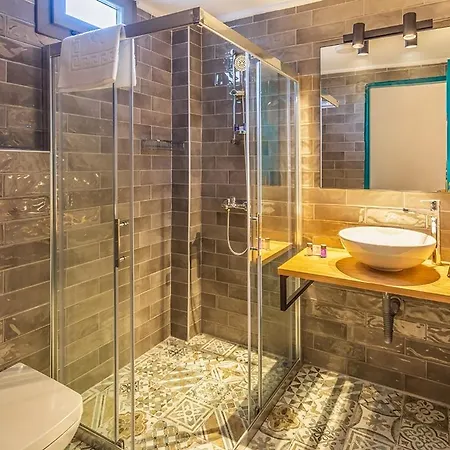 Hotel Avlu Palamutbuekue *